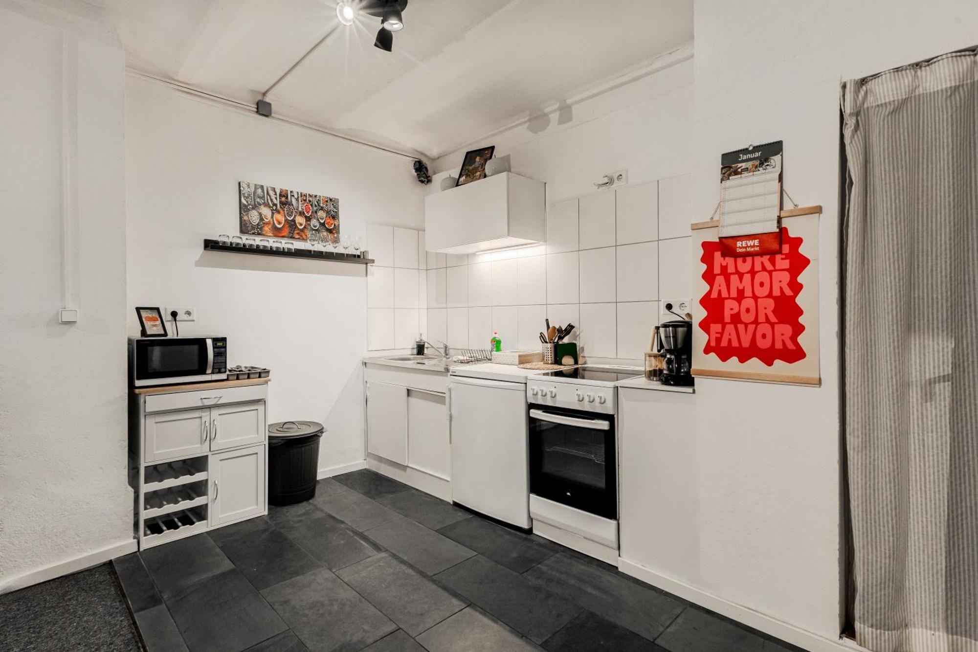 Stadtnahe & Ruhig Gelegen, Fusslaeufig Zur Alster Apartment *